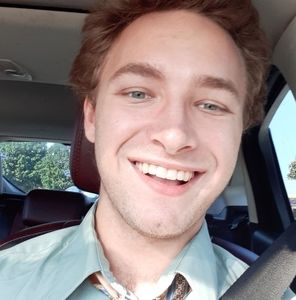 Meet your Posher, Nicholas